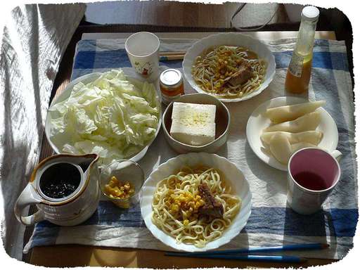沖縄そばと冷奴