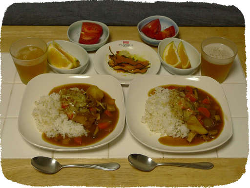 カレー、トマト、オレンジ