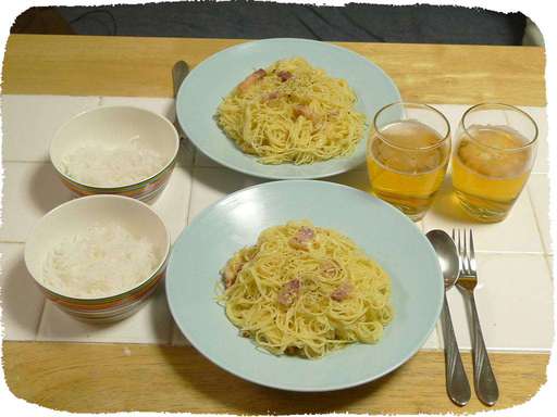カッペリーニでカルボナーラ