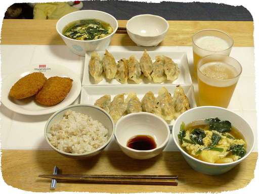 ぎょうざ、たまごスープ