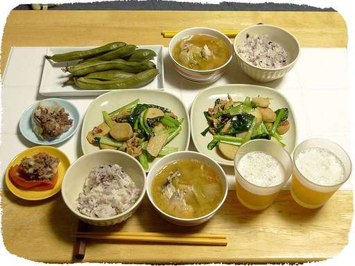 里芋炒め、スープ、ソラマメ