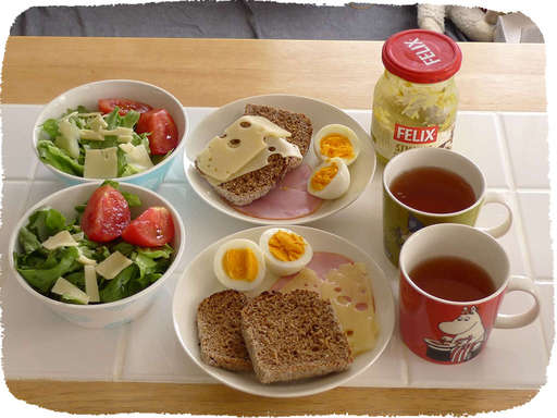 卵ハムチーズライ麦パン