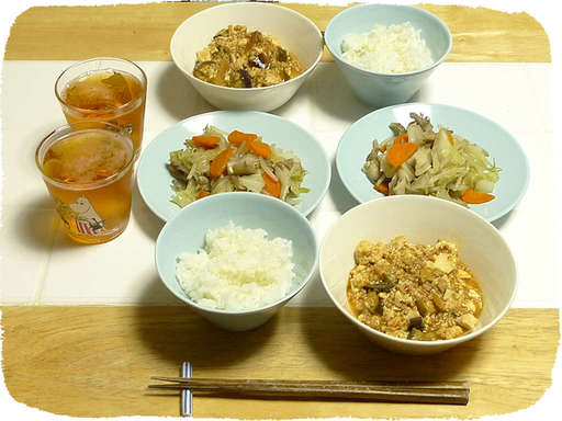麻婆豆腐、無水炒めキャベツ