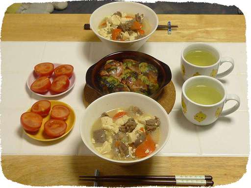牛すじ汁、芽キャベツオーブン...