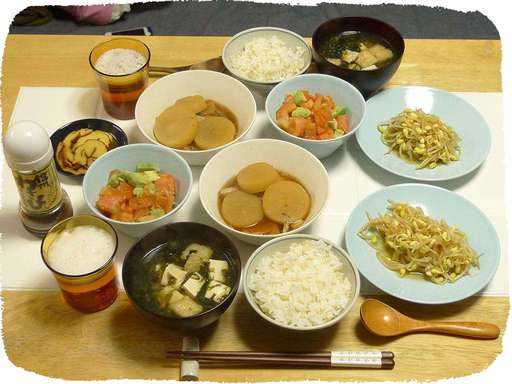 ぶり大根、もやしナムル、のり...