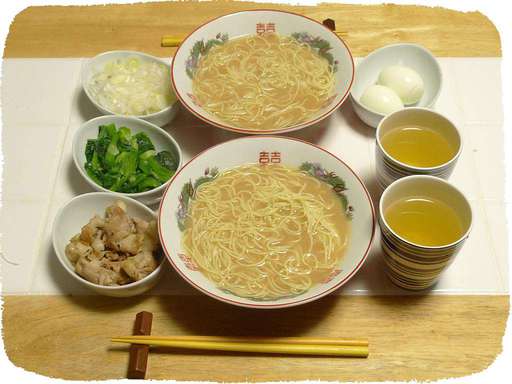 豚骨ラーメン