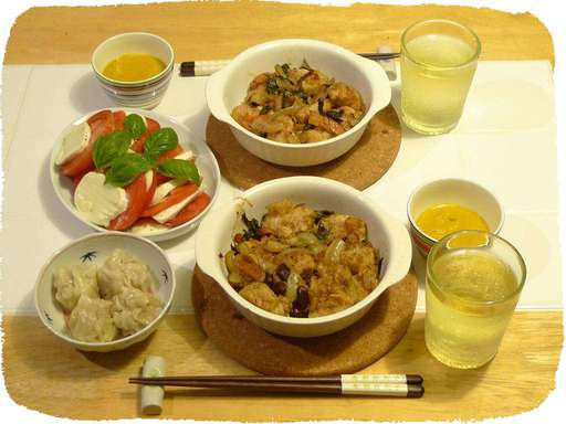 豆とチキンの香草炒め