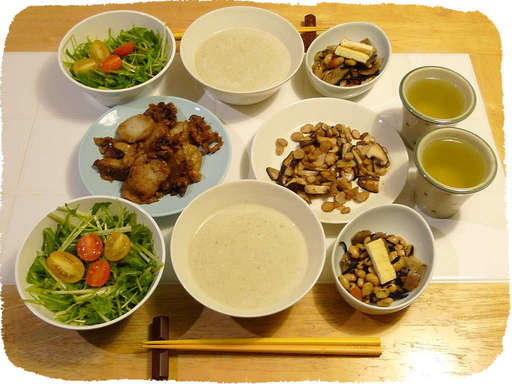 里芋と肉炒め、大豆煮物、しい...