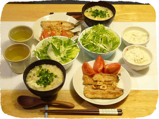 カニ雑炊、イワシにんにく焼き