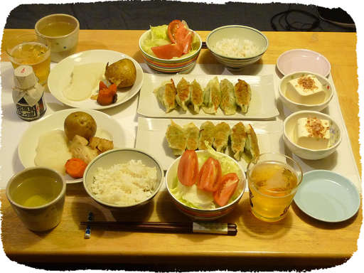 野菜多め餃子、蒸し野菜