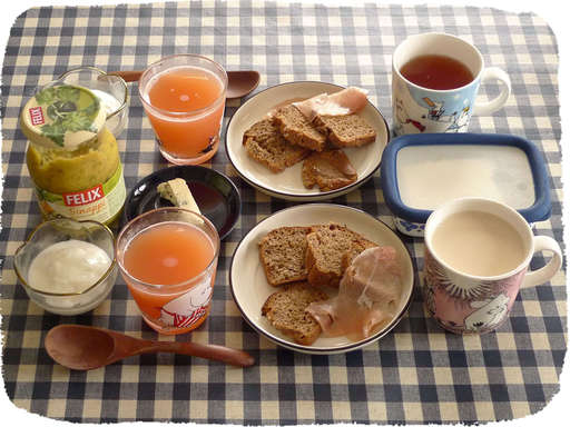 ドイツパンで朝食