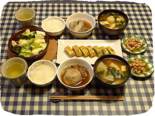 卵焼き、大豆、チーズかけ野菜...