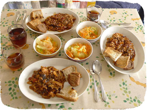 カレイのトマト煮込み