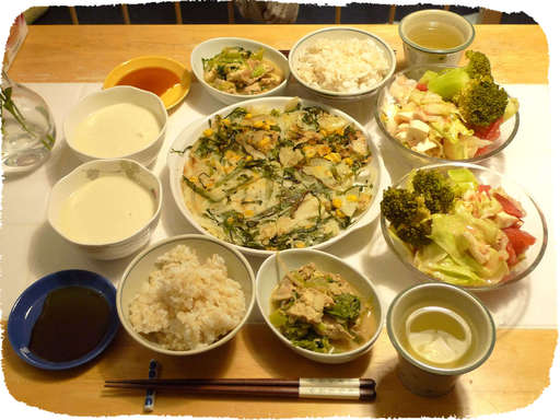 ニラ焼き、サラダ、豆腐