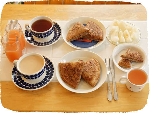 ホットサンドの朝食