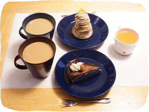 モンブランとチョコケーキ